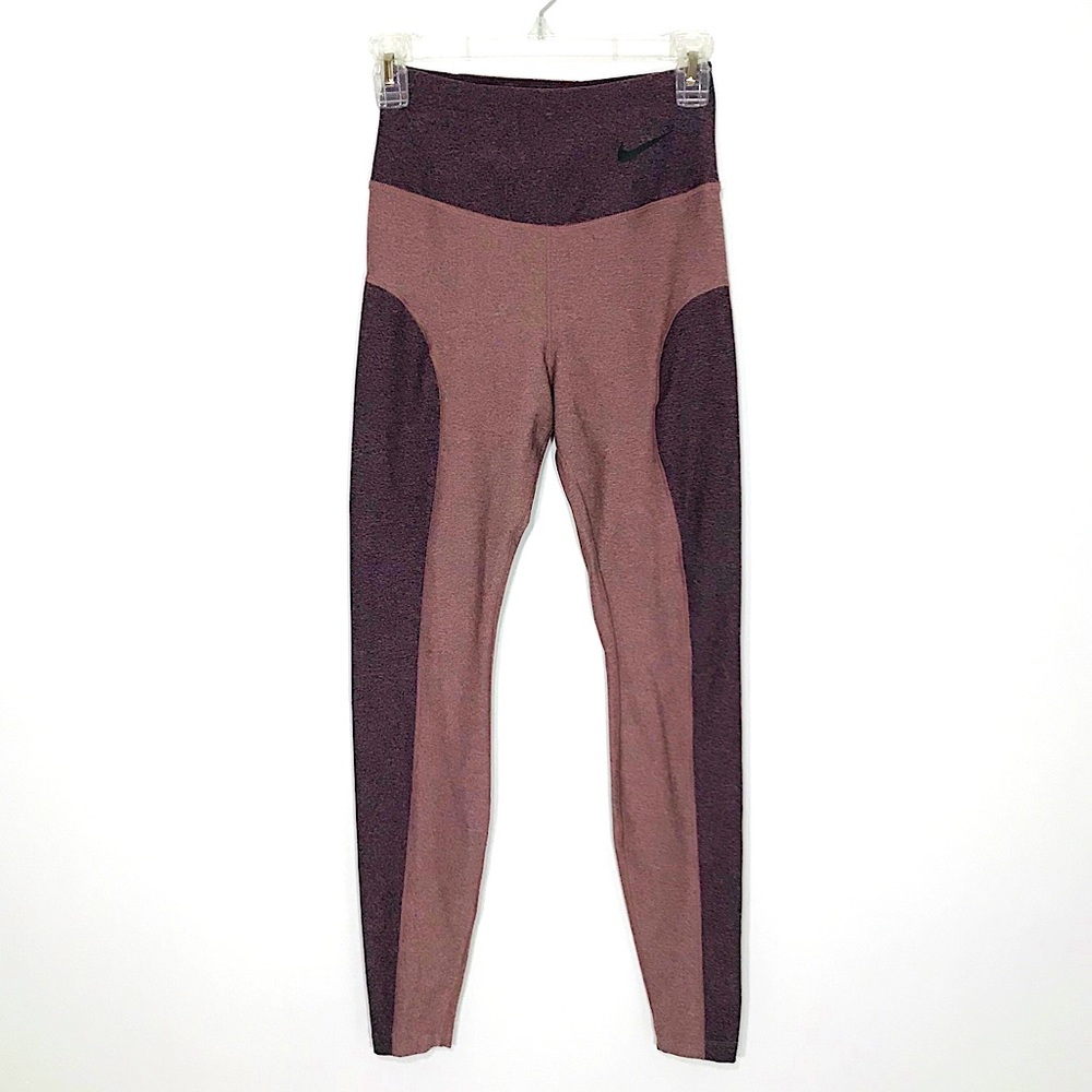 Nike • Power Studio Leggings Mauve
